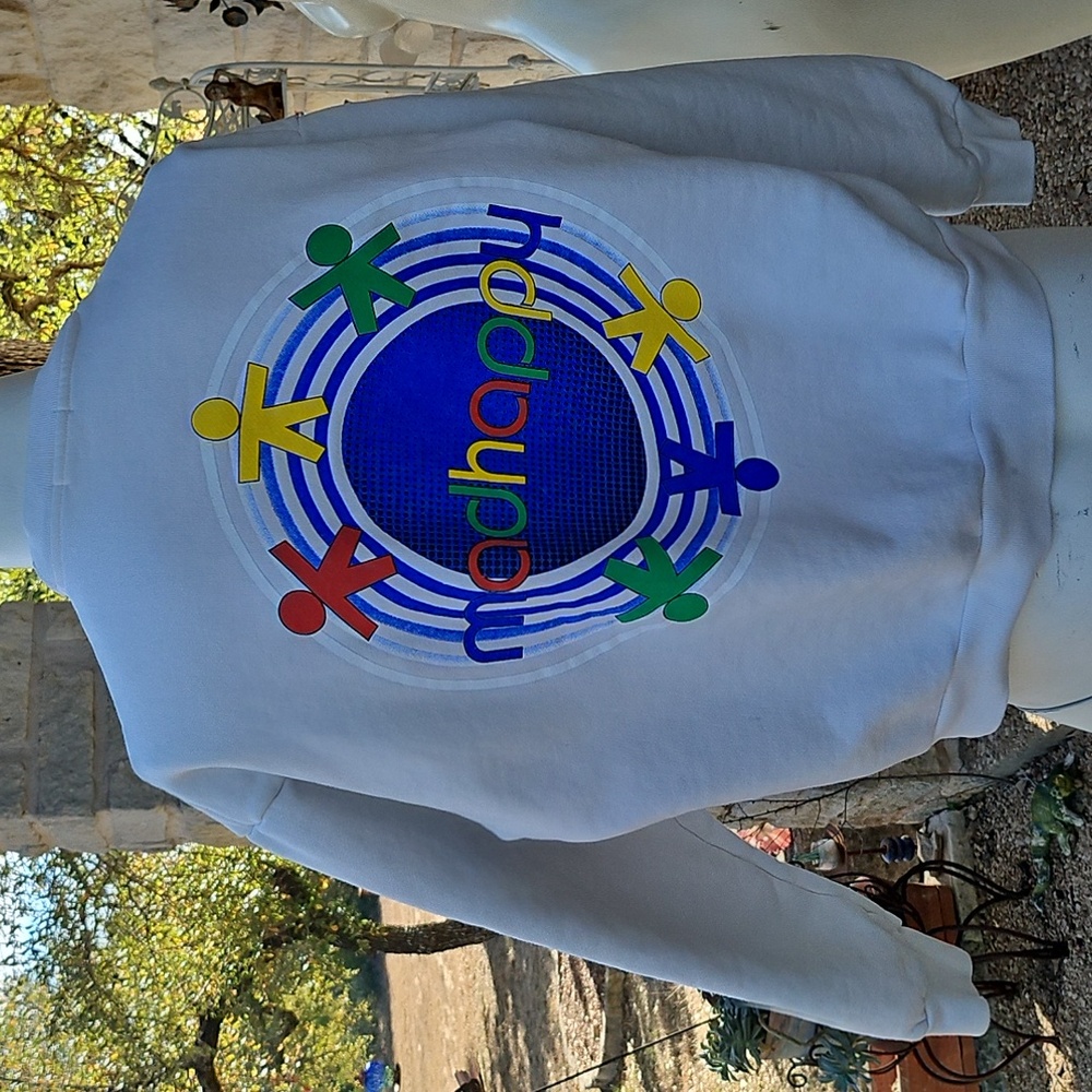 MADHAPPY Brand Colorful People In A Circle White Crew Neck Sweatshirt Mens Small
